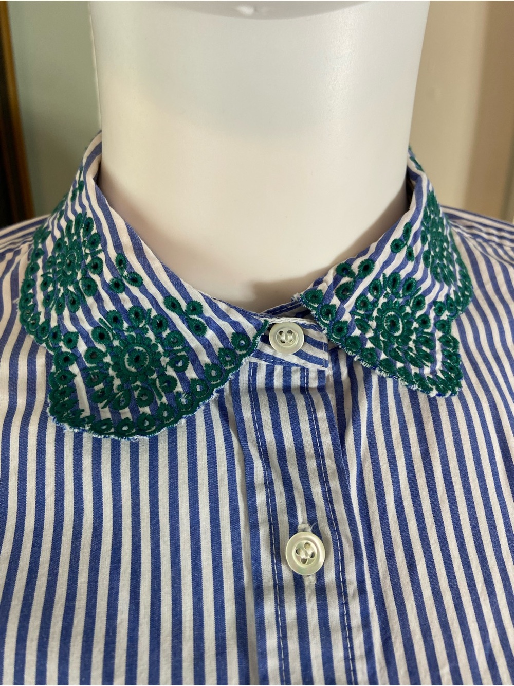 J. Crew Perfect Eyelet Embroidered Trim Striped Shirt Botton Down Blouse poplin - Picture 5 of 10